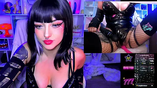 HollyDominic 网络视讯表演