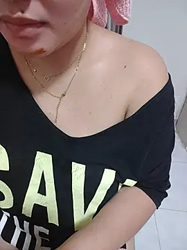 Sexy_Sweetiee Adlı Modelin Canlı XXX Sohbeti