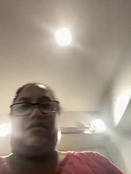 ebonyred's Live XXX Chat