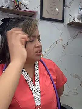 Melany-1 Adlı Modelin Canlı XXX Sohbeti