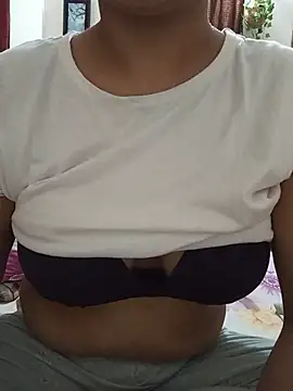 Tanha18n Live XXX chat