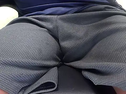 Precumking1 Live XXX-Chat