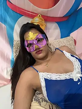 Priyanka011's Live XXX Chat