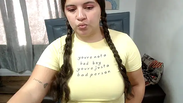 Živý XXX chat sarah_aguilar