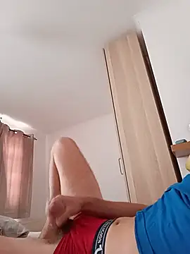 scottish_daddy Show in webcam
