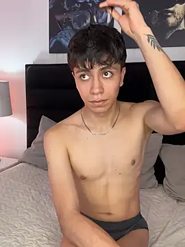 Chat XXX en directo de ThomasTorress