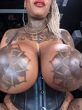 DarkDea Show in webcam