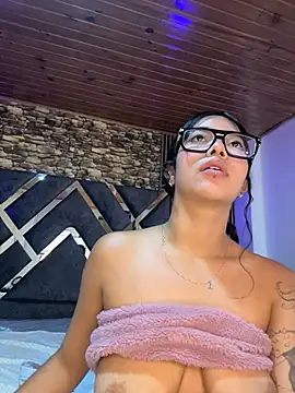 Živý XXX chat Amy_channel