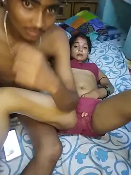 Rayi_hot_2 webkamerás műsora