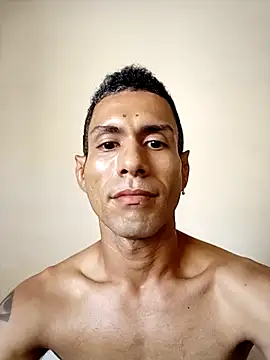 BrayanPolo webcam show