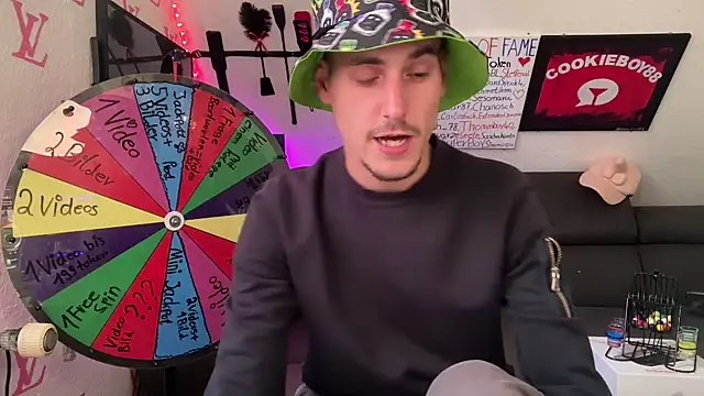 Cookieboy88 Show in webcam