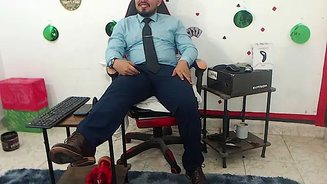 KalethBigDick: απευθείας συνομιλία ΧΧΧ