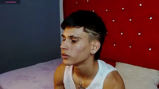 paullcb webkamerás műsora