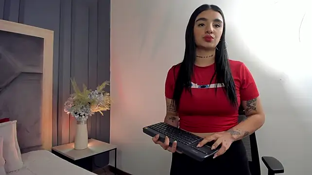 Abriil_cutee's Live XXX Chat