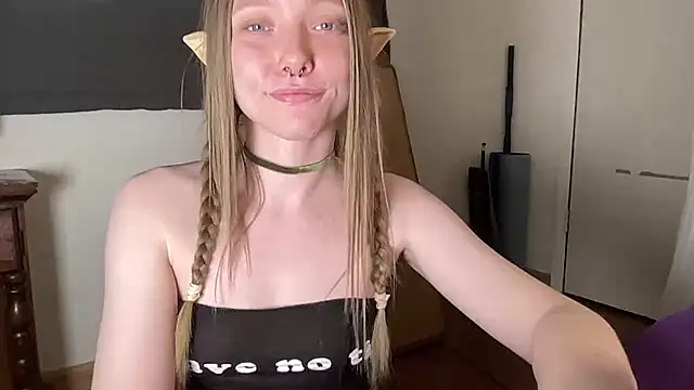 ElfGirlAna 现场XXX聊天