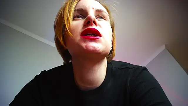KinkyMissCherry Chat XXX live