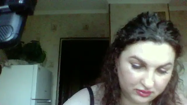 Velenaz Show in webcam