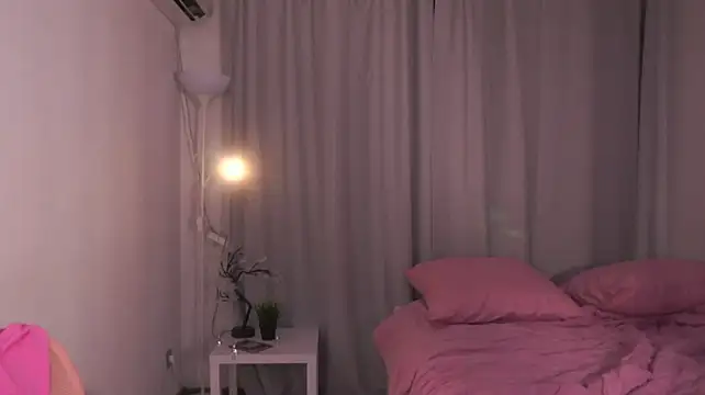 XXX chat uživo modela quake_123