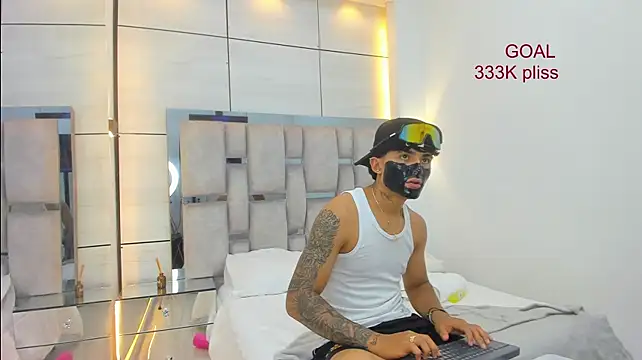 Ruslan_marcel Live XXX Chat