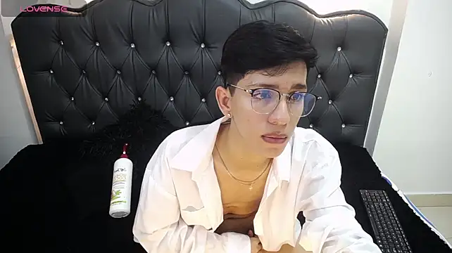 XXX chat uživo modela Nicolas_Rosenthal