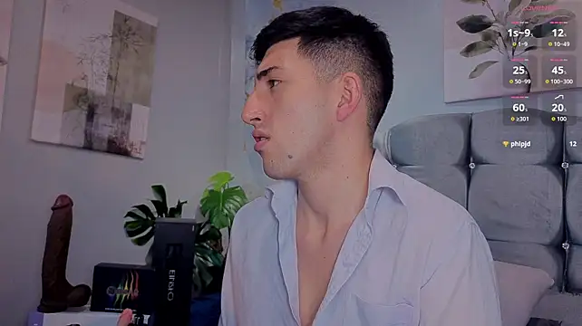 Un_Sluttyy: онлайн-секс-чат