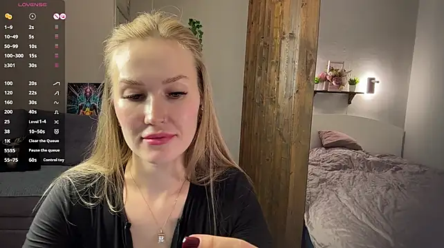 LustfulDiana Webcam-Show