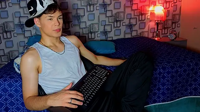 LoganSteel_ Live XXX Chat