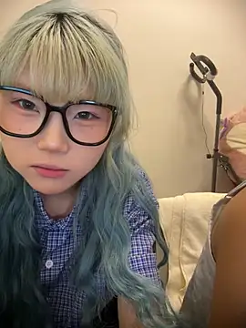 Rocket-Girl Webcam Show