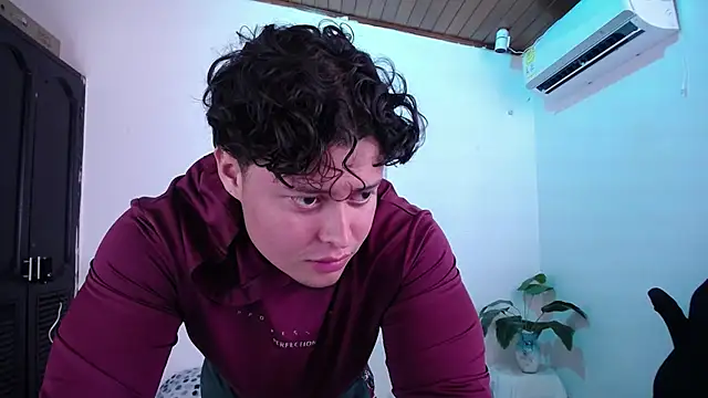دردشة fucking_bear_ الجنسية المباشرة