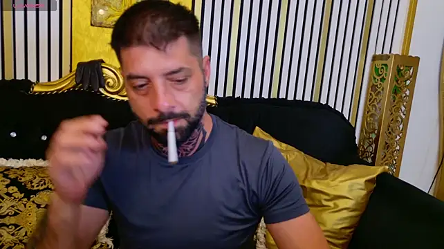TommyDum live XXX chat