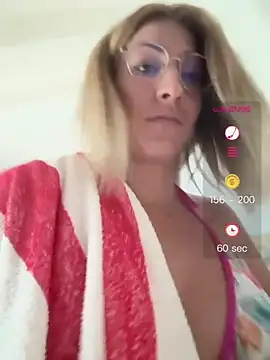 XXX chat uživo modela sofiah_