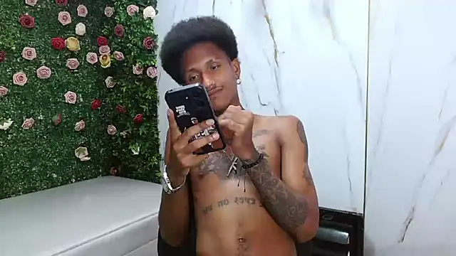 ManSant webcam show