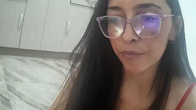 Ma_Alcazar's Live XXX Chat