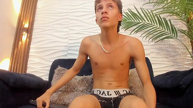 Pavo_tv live XXX chat