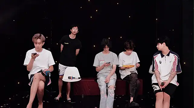 Chenyong123 网络视讯表演