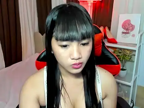 Alodia_so_hotn Webbikameraesitys