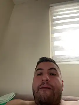 raulgzz4 Show Webcam