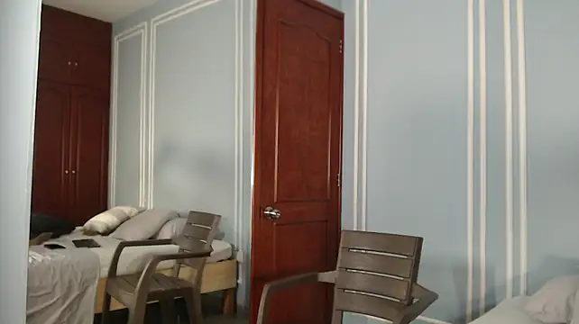 XXX chat uživo modela ChantalGarner