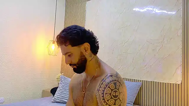 Chat +18 de yorbymaxx ao vivo