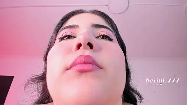 Chat +18 de AmberiniHoffman ao vivo