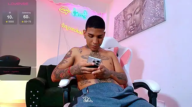 Chat XXX en directo de Smith-Andy