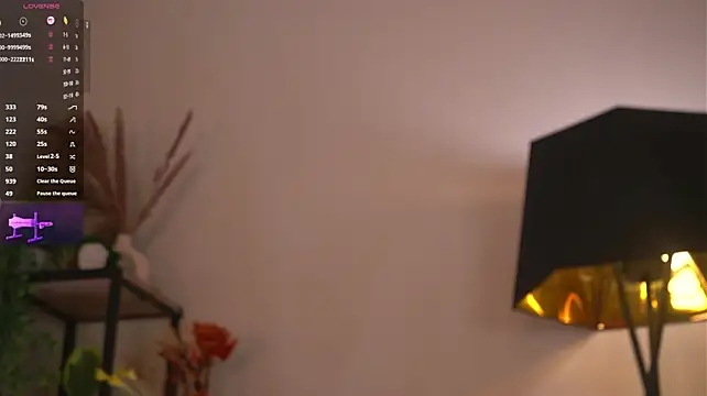 عرض كام MiaBanger