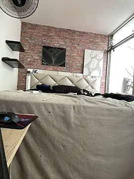 AlphaMasterXxx élő XXX-chatje