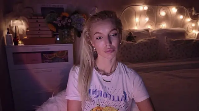 aestetick's Live XXX Chat