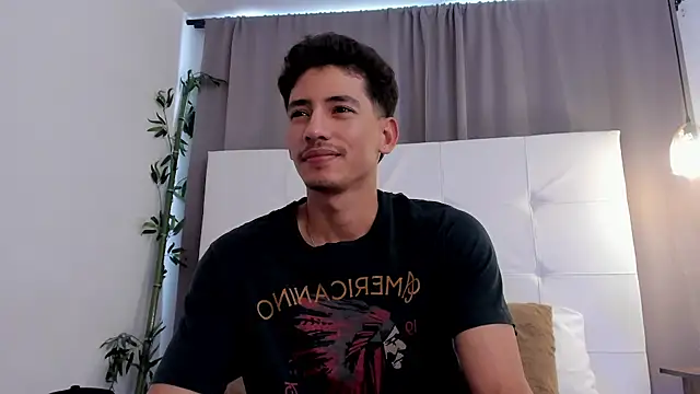 Show de Alejo-and-Thiago na webcam