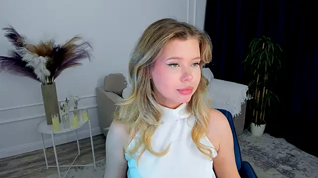FollowLovee's Live XXX Chat
