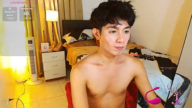 Онлайн чат XXX WildestTwink