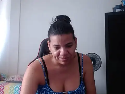 Adriana_0312 Chat XXX live