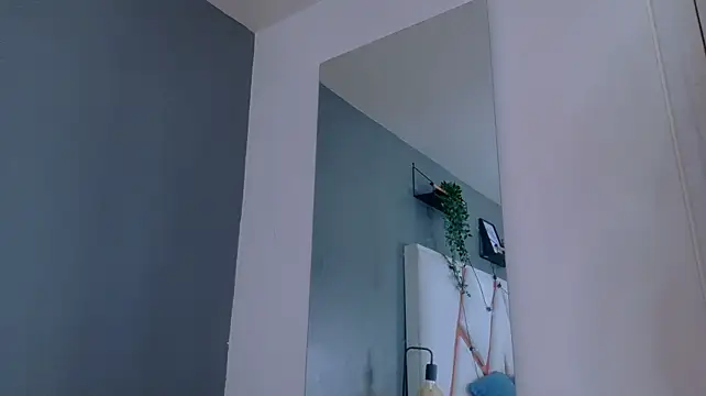 MilaFox__'s Live XXX Chat