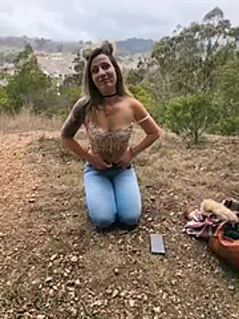 Živý XXX chat VALELUXX